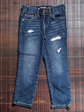 CAT & JACK Toddler Distressed Dark Blue Jeans. Size 4T.